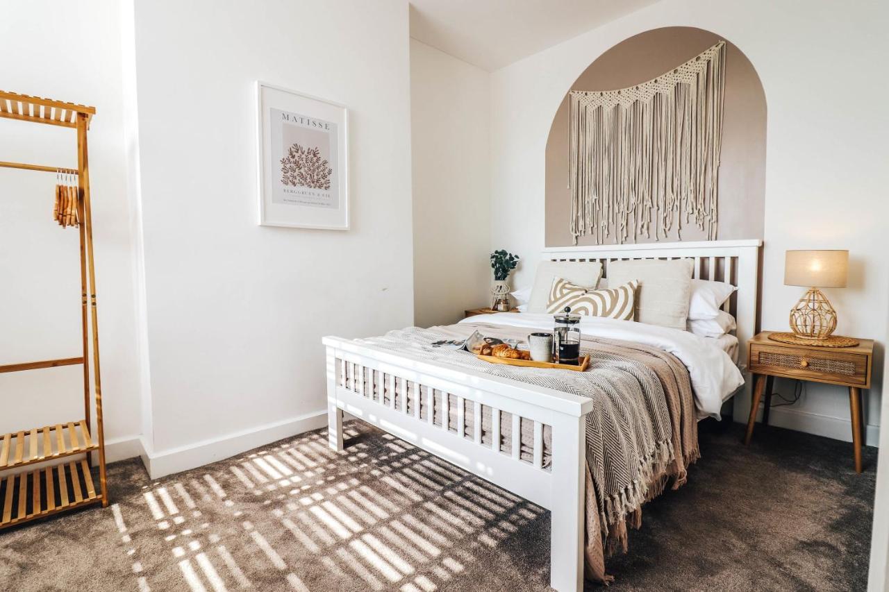 קארדיף Principality View Apartment Two, By Solace Stays מראה חיצוני תמונה
